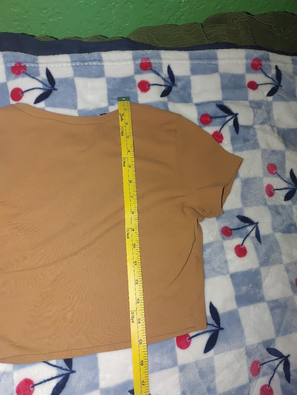 Short Sleeve Cropped Tee - Women Tops - Picture 8 of 10